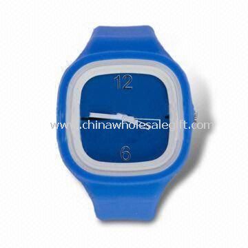 Promosi Digital Watch dengan gerakan impor dan baterai asli