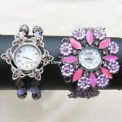 Flower-shaped Watch Bracelets Made up of Rhinestones images