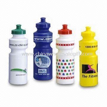Plast Sport vannflasker med 750mL volum