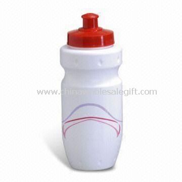 Beyaz plastik spor su şişeleri