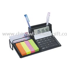 حاسبة التقويم مع حامل المذكرة والقلم