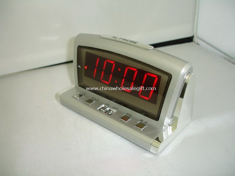 Relógio despertador de LED