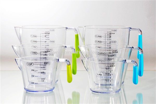 SAN Measuring cups