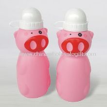 Botella de agua del deporte cerdo images