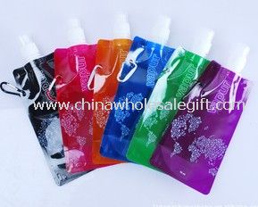 foldable water bag with carabiner