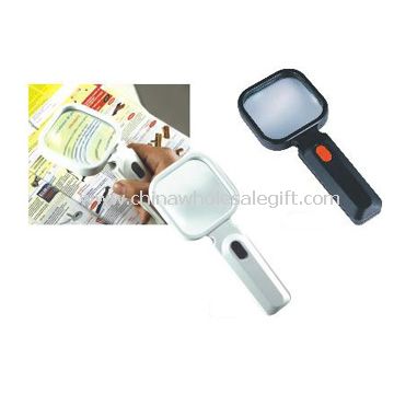 Magnifier dengan 4 lampu LED