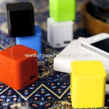 Cube Power Bank in 2400 mAh images