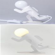 Roztomilý chlapec běží USB LED světlo images