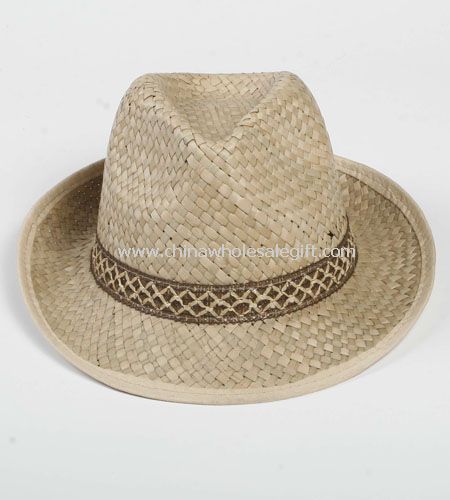 Мода летняя соломенная шляпа