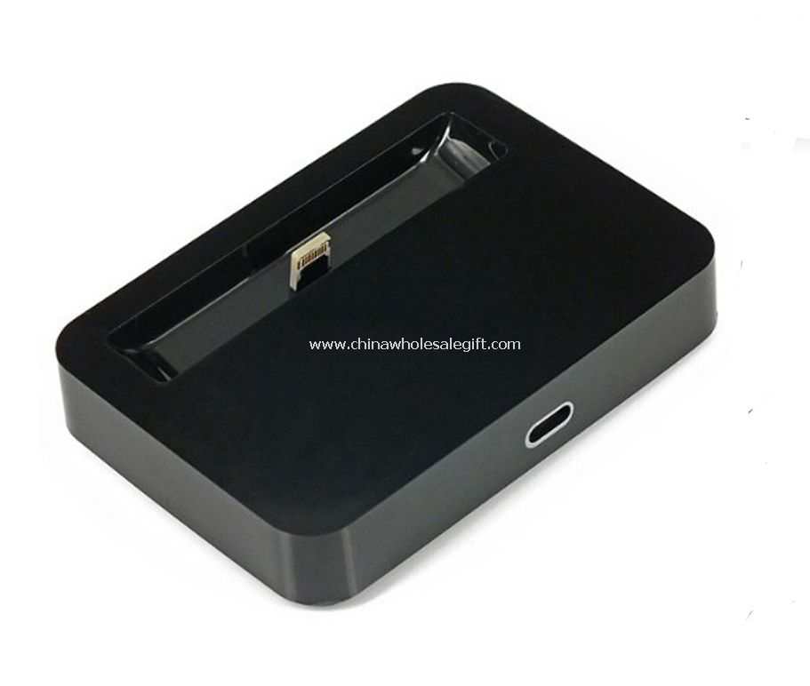 iphone5 dock charger station