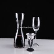 2 in 1 Wine Aerating Decanter images