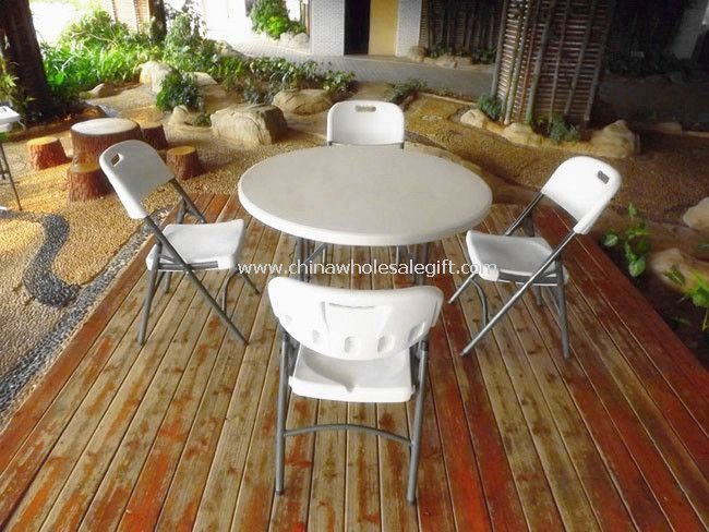 Round Folding Tables