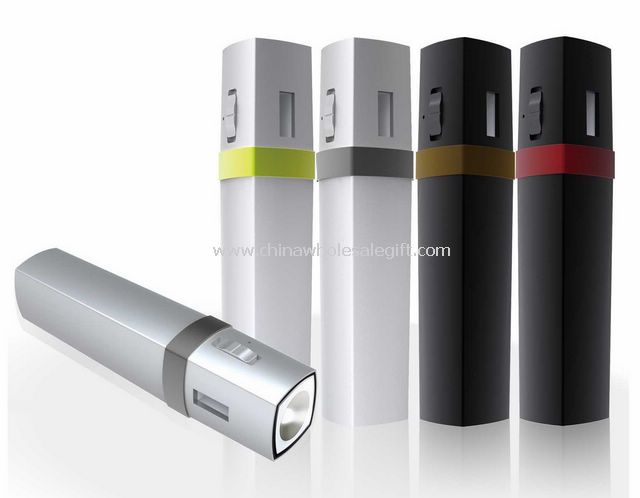 Makt Bank 2200mAh med LED lommelykt