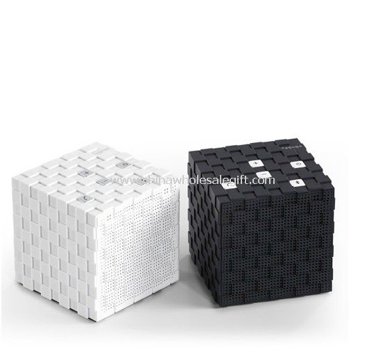 Cube bluetooth speakers