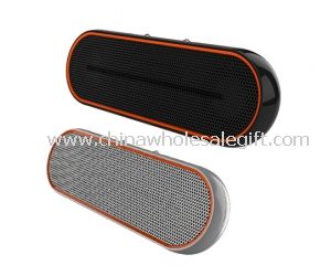 Mini Speaker dengan FM radio dan slot kartu USB/SD