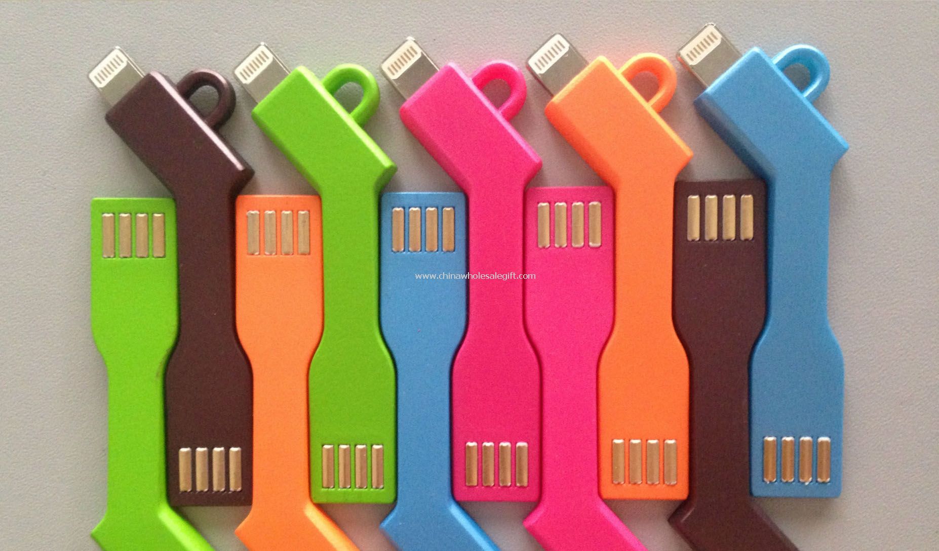 Forma de IPhone 5 Key USB Data Cable