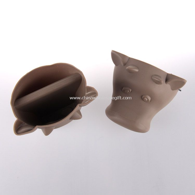 Dog shape silicone pot holder
