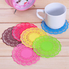 Flower shaped silicone cup mat