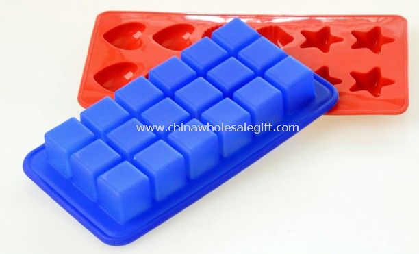 18 cubi in silicone ice cube tray