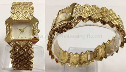 Glitter gold watch