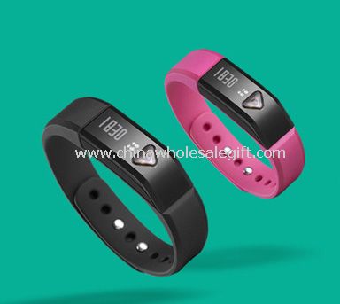 Sport Wristband bluetooth 4.0 pedometer with USB IOS Android sync