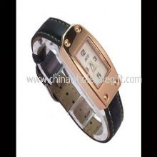 Frauen PU Leder Armbanduhr images