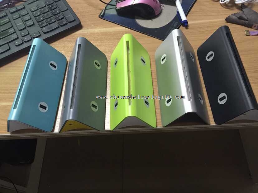 4 USB outputs menu stand power bank for public place