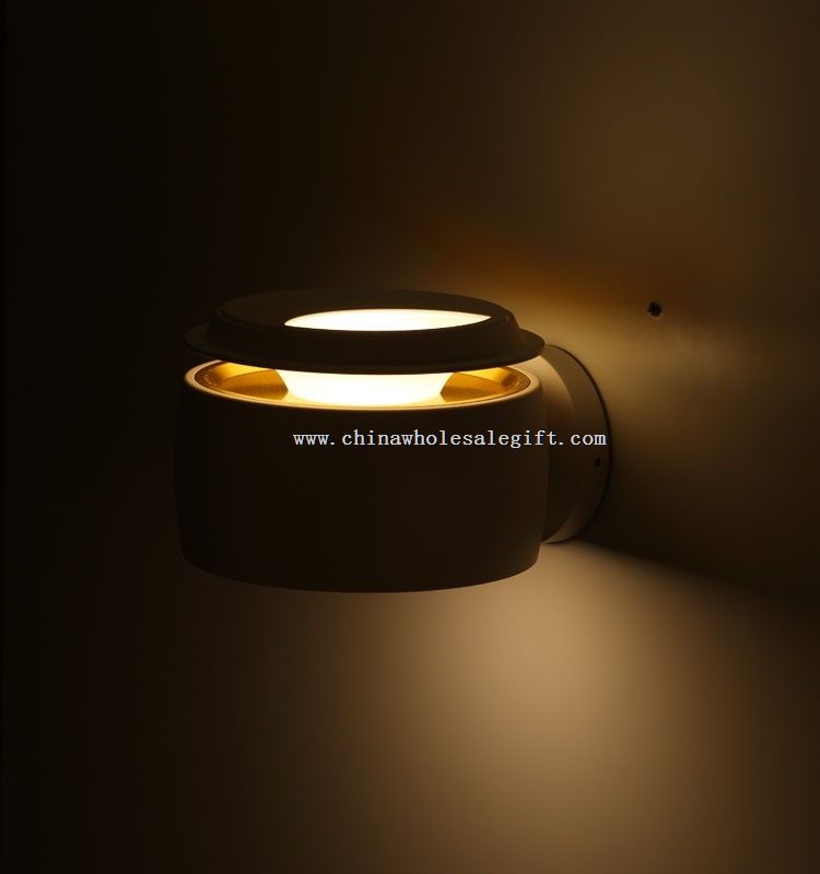 Led indoor wall lamp