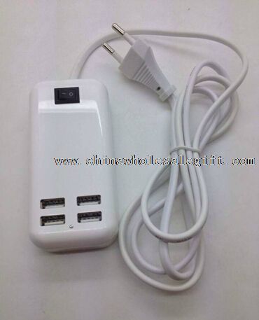 Plusieurs quatre bande extension chargeur interrupteur prise d’alimentation USB