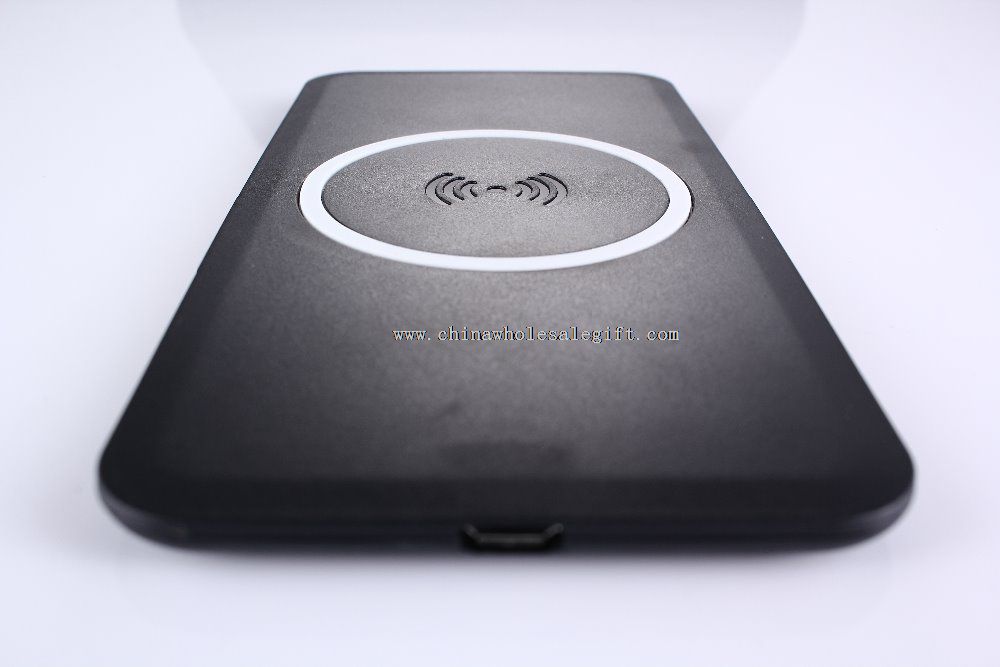 Power bank wireless charger