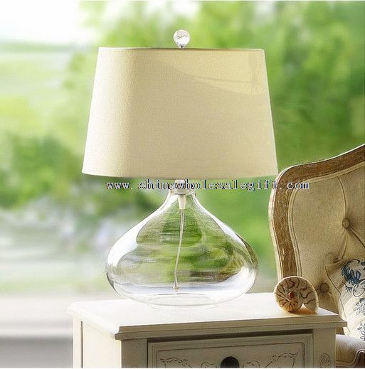 Spanyol hálószoba asztali lámpa