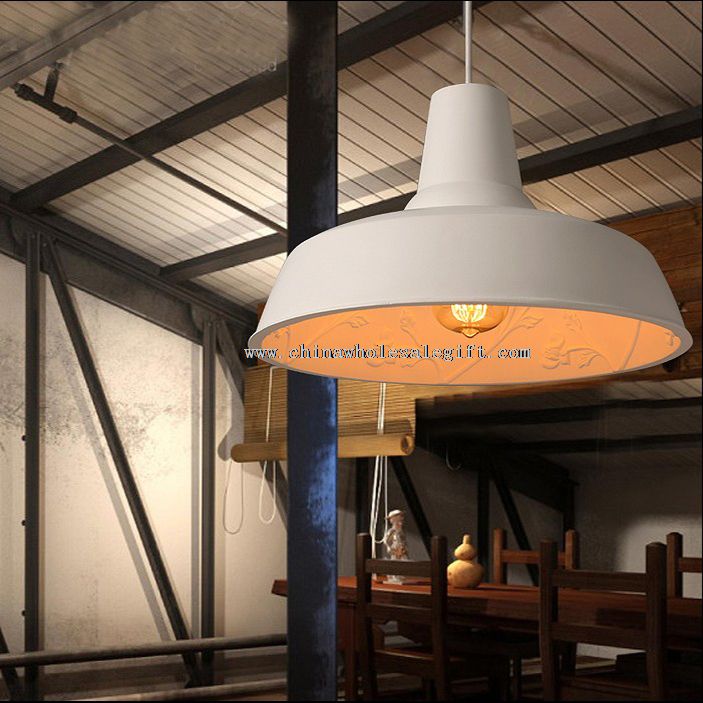 Pandantiv Vintage Lamp lumini