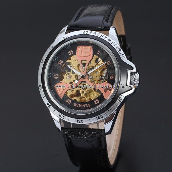 létající tourbillon hodinky