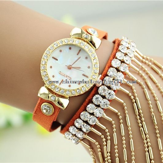 Les femmes luxe chaîne Bracelet Crystal Watch
