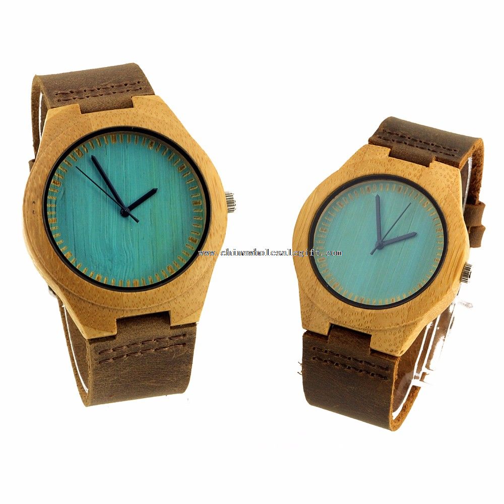 Relógios de madeira
