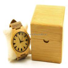 Caja de reloj de madera con almohadilla images