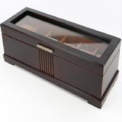 caixa de madeira do armazenamento de relógio images