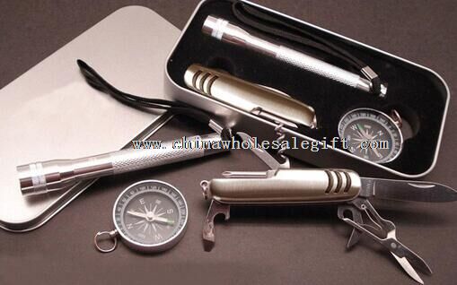 Multi toolS folding pocket knife