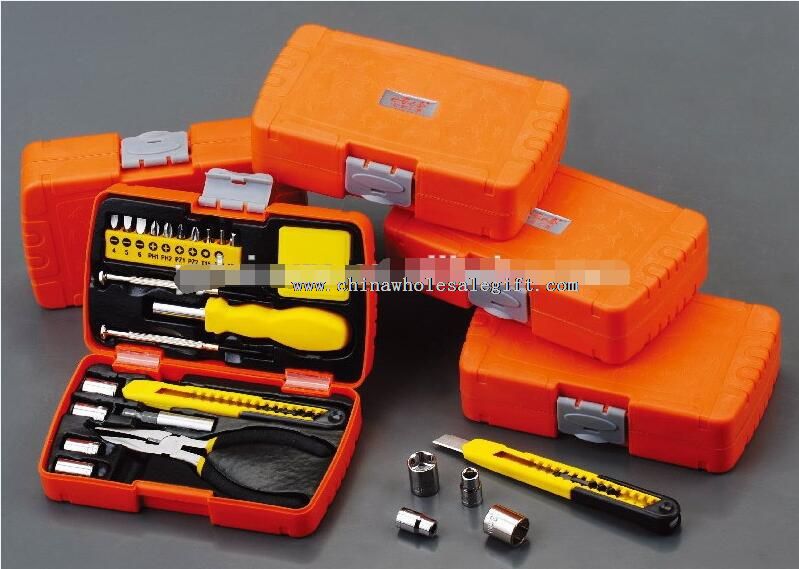 22 pcs swiss kraft tool set in plastic box