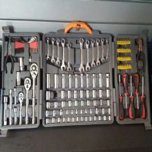 142-Piece Hand Tool Set images
