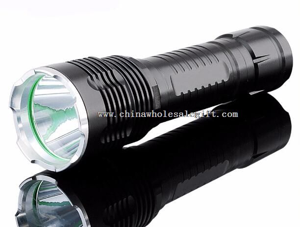 lampe torche tactique Zoomable de poche Mini LED 1000Lm