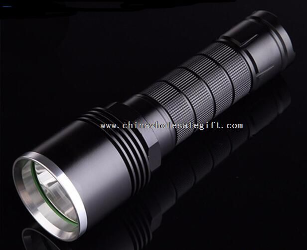 1000LM torcia LED tattica Zoomable