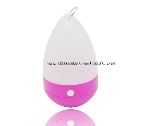 lâmpada de acampamento forma ovo