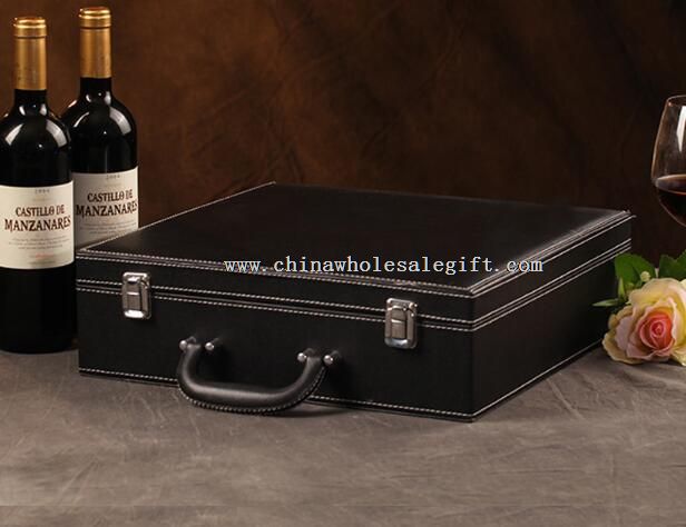 4 bottles red wine leather box