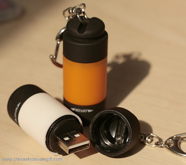 USB rechargeable flashlight with keychain