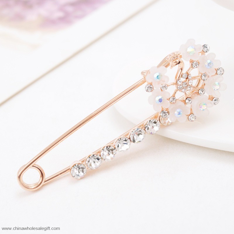 crystal květina pin