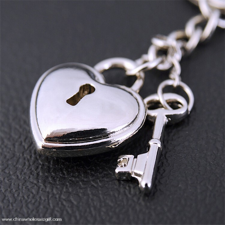 Hjärta och Nyckel Metall nyckelring