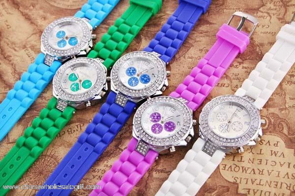  silver crystal color lady watch 