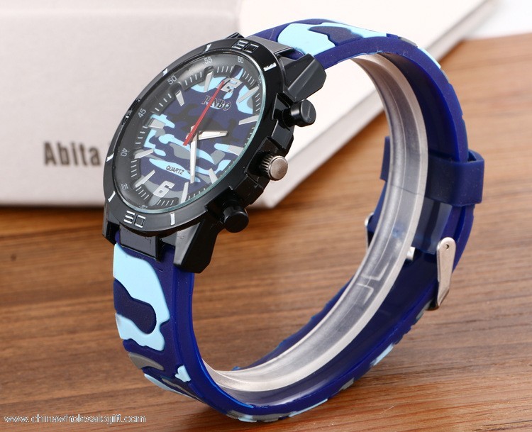  Men Sport Watch