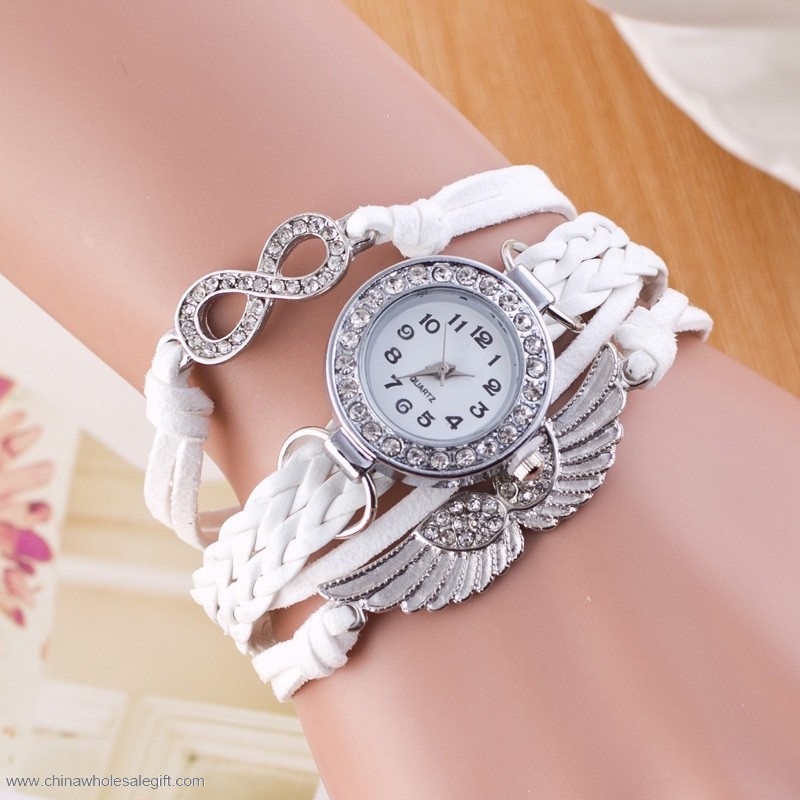 montre bracelet pendentif 